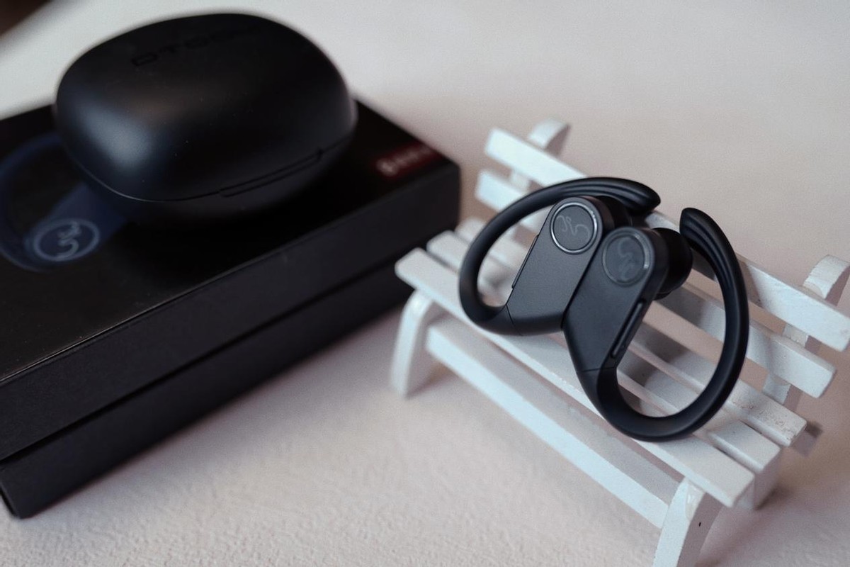 续航力强的蓝牙耳机,鹿图海王挂耳式耳机