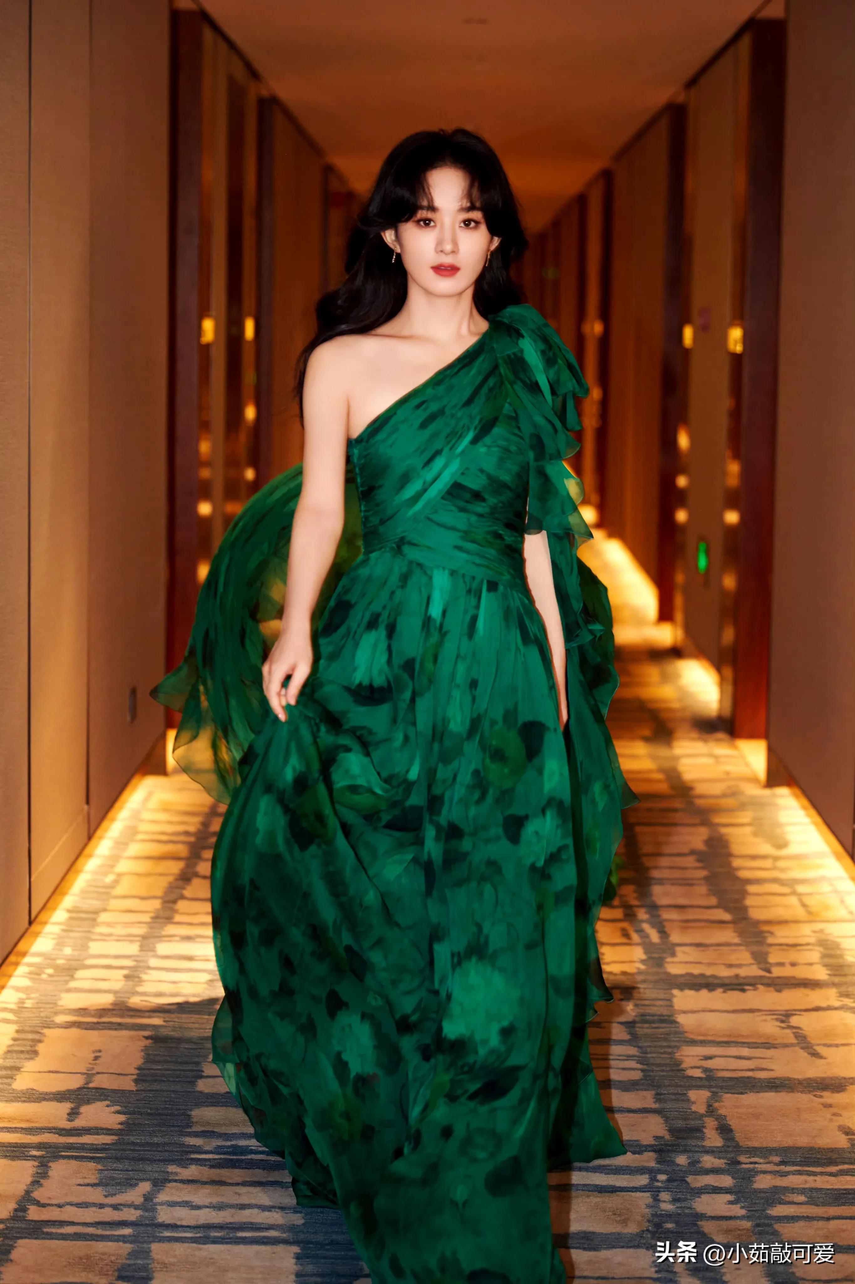 时尚芭莎赵丽颖写真集,赵丽颖惊艳写真集高清