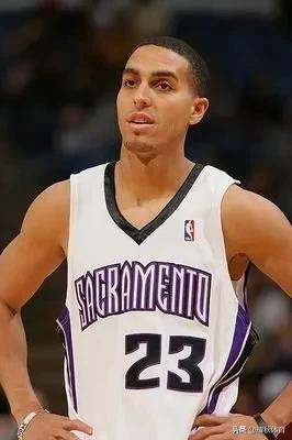 名字取凯文代表的意思,名字里有凯文的球员