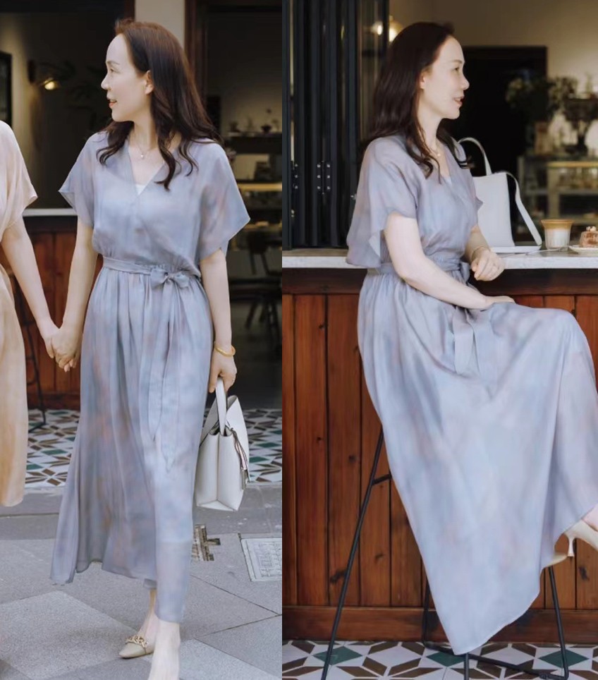 40岁左右减龄高档裙子小个子冬季,45岁女人穿什么样裙子优雅减龄