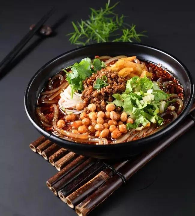 成都美食小吃攻略,品尝成都美食必吃的十大名小吃