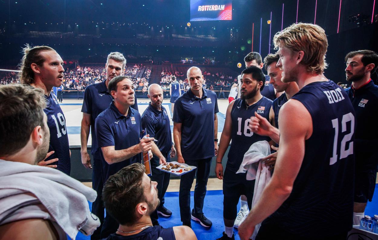 0-3惨遭零封尴尬垫底主教练,37分惨败主教练