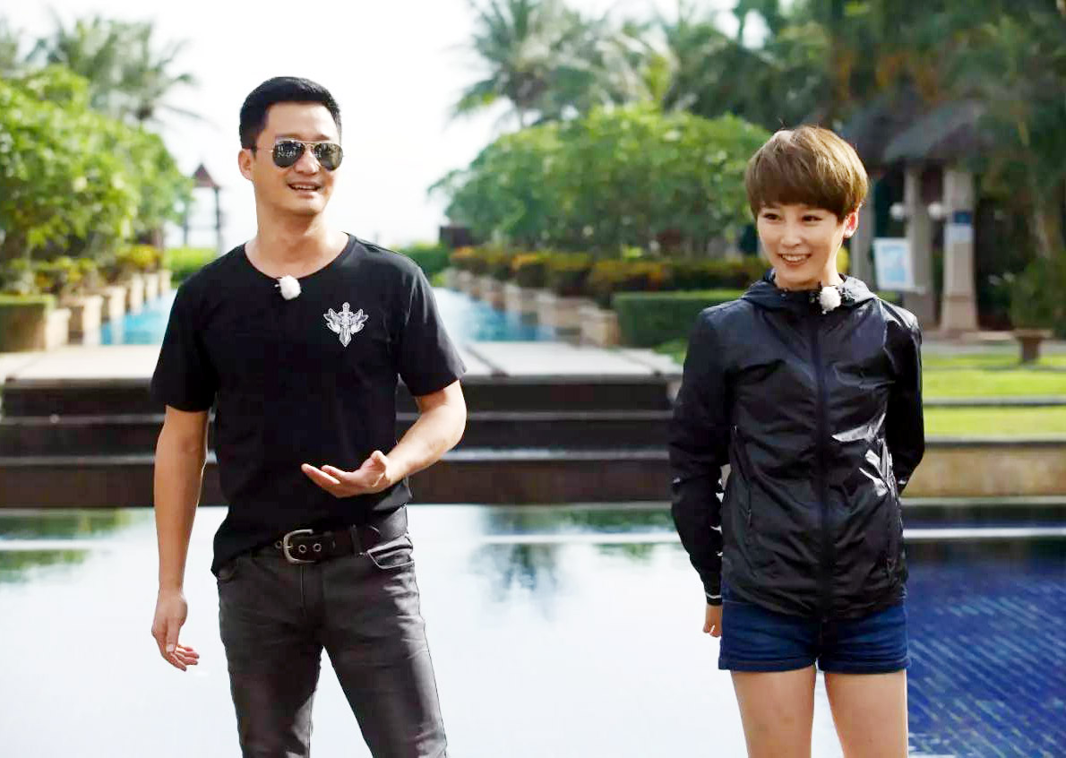 吴京：实现父亲的两个心愿，将脑血栓父亲当孩子疼