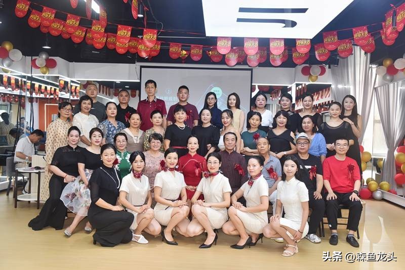 娴峰崡鎴愪汉鑸炶箞褰綋鍩硅瀛︽牎,闆嗙編鍋ヨ韩濉戝舰鑸炶箞瀛﹂櫌骞垮窞鐣