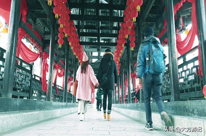 湘西凤凰古城商业化严重吗,过度商业化对凤凰古城的影响