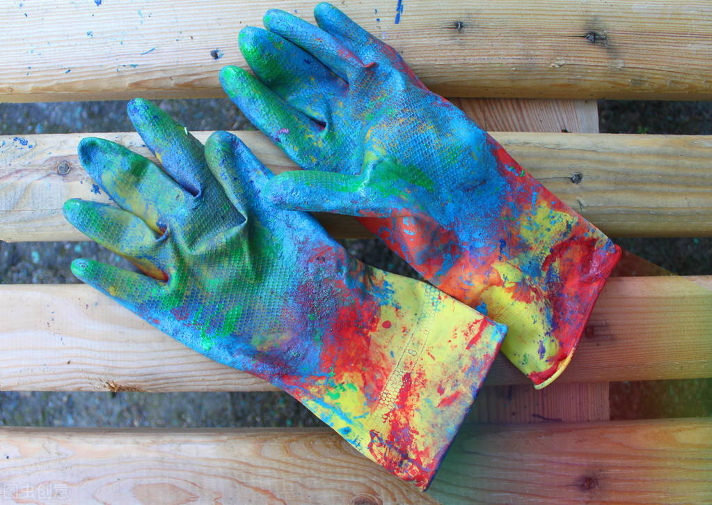 洗衣服千万不要乱洗,洗衣服的小窍门不加白醋不加白酒