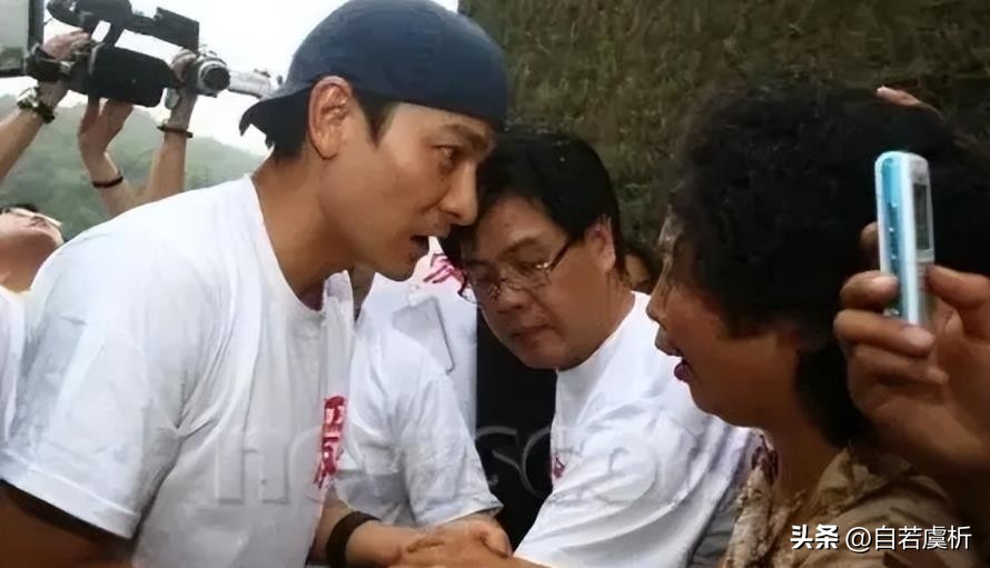 刘德华长盛不衰四十年的真相,刘德华为何年纪大了还拼命赚钱