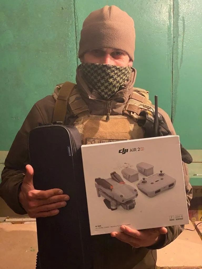 俄乌战场的无人机什么品牌,俄乌单兵无人机