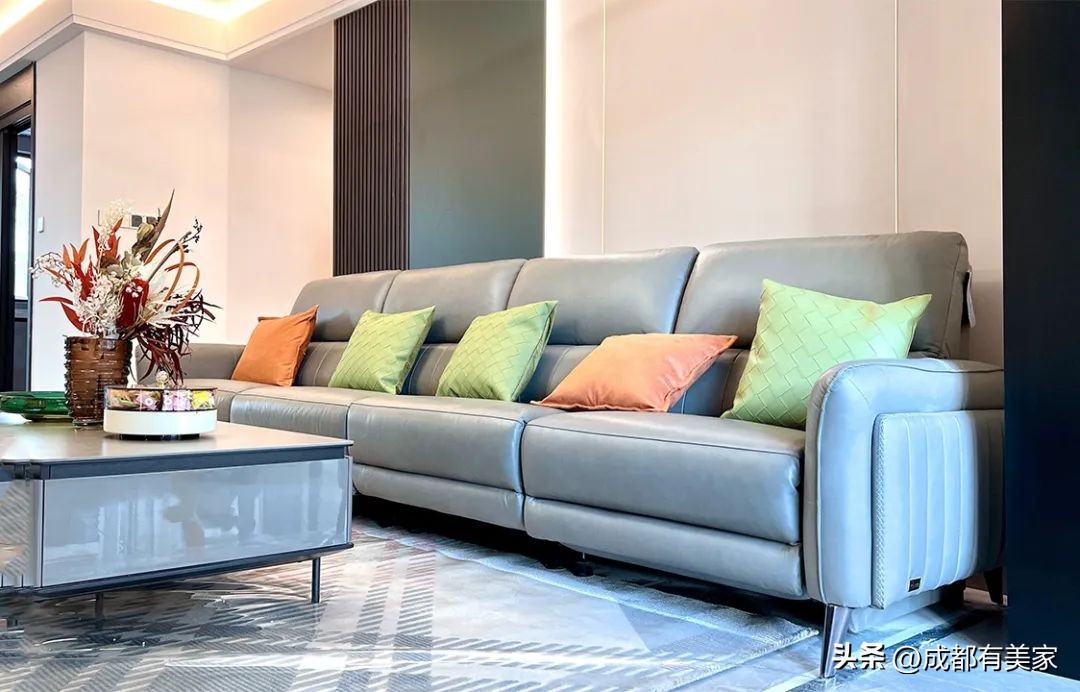 成品柜or定制柜谁更适合你家呢,比定制柜子更好的成品柜