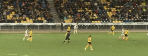 张琳艳哭着说为国争光视频,亚洲杯张琳艳的发挥太惊艳