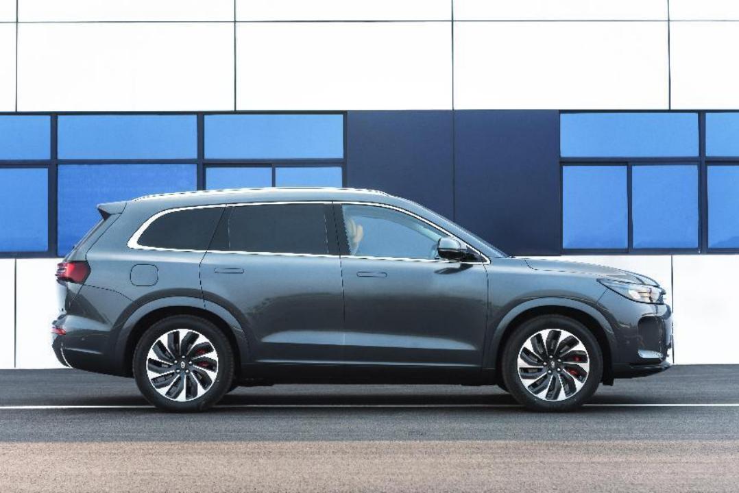 问界M7，凭什么超越百万豪车