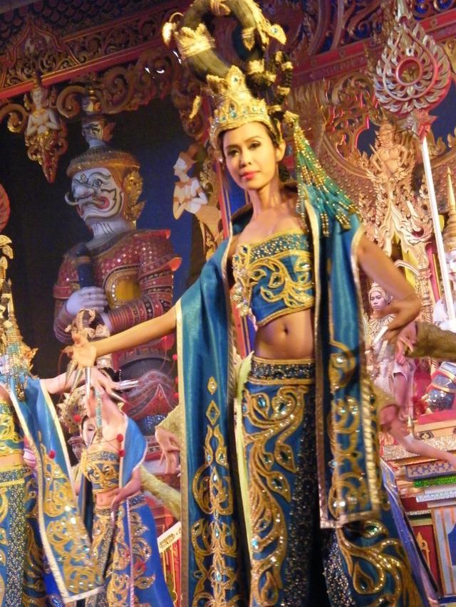 泰国人妖平均寿命40岁，为何那么多人愿意当？这背后有什么心酸？