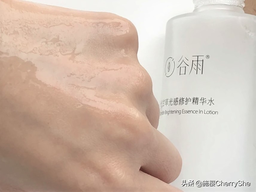 既便宜又补水的爽肤水,中年女人秋冬爽肤水保湿补水正品