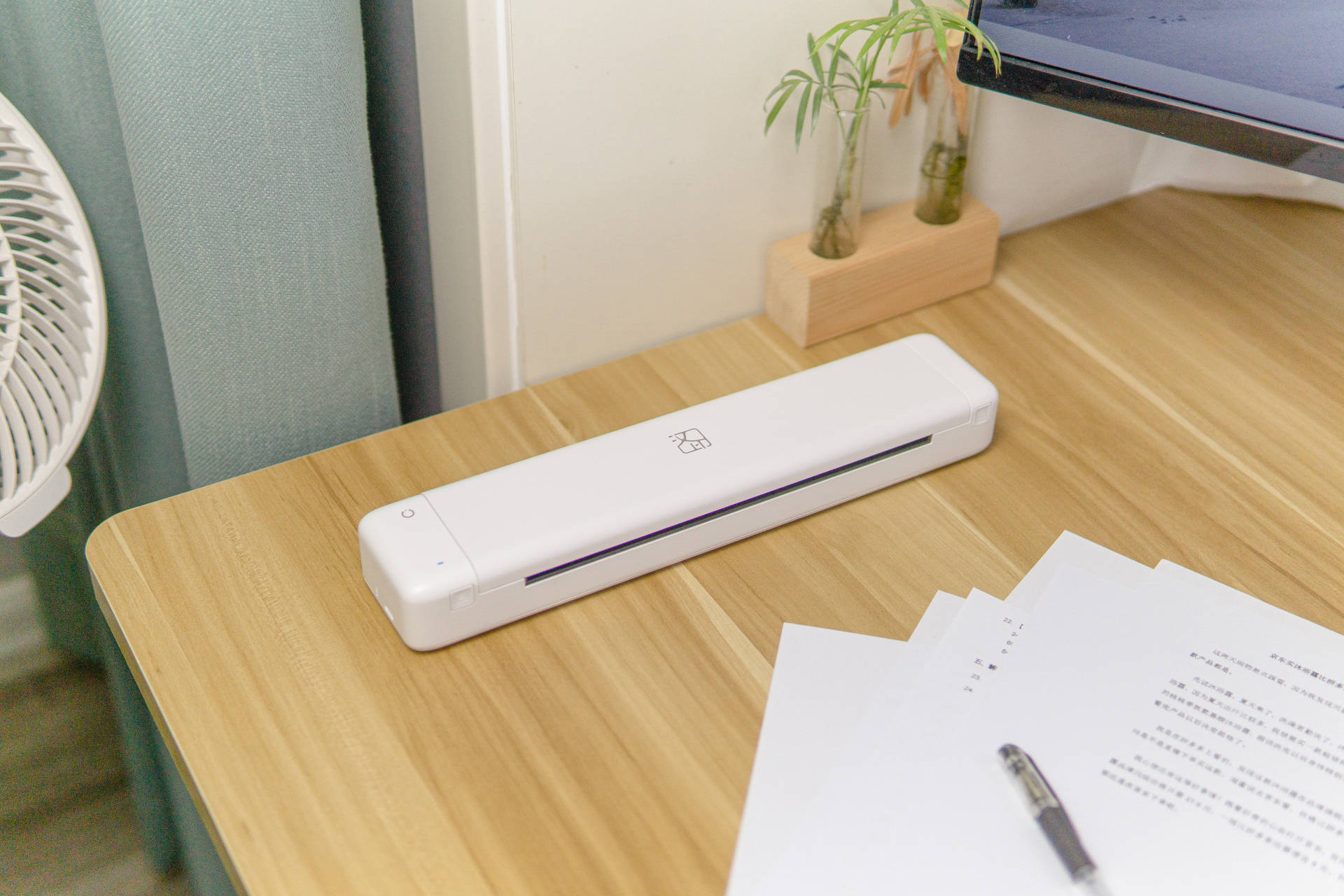 如何使用无墨迷你小型打印机,无需墨盒油纸就能打印的打印机