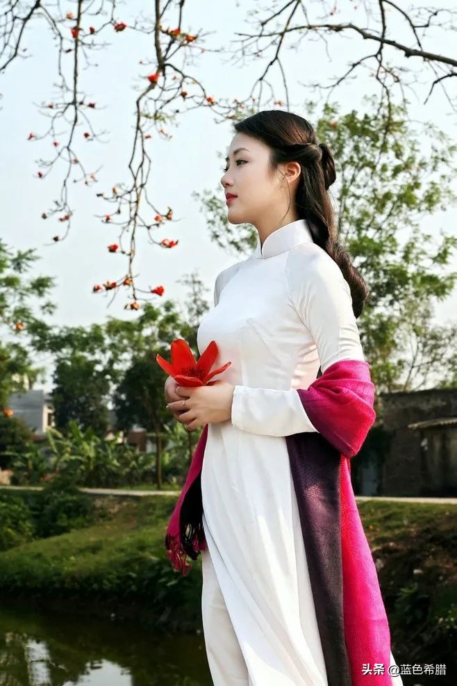 如何拍出好看的穿搭自拍照,穿搭复古拍照姿势大全