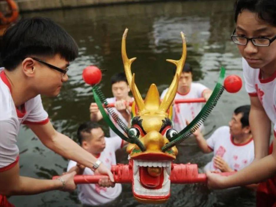 二月二龙抬头故事和习俗,中国传统文化二月二龙抬头的传说