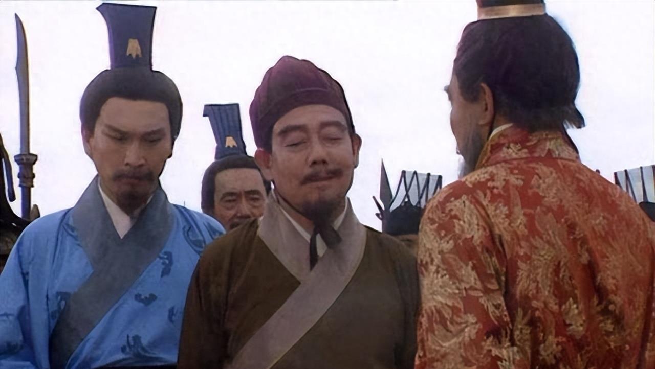 张松在刘备手下得到重用吗,张松人物简介