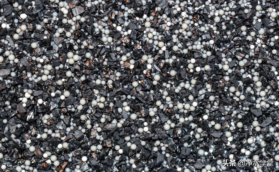 涨知识！我家净水器出水居然有白色粉末，还能喝吗？