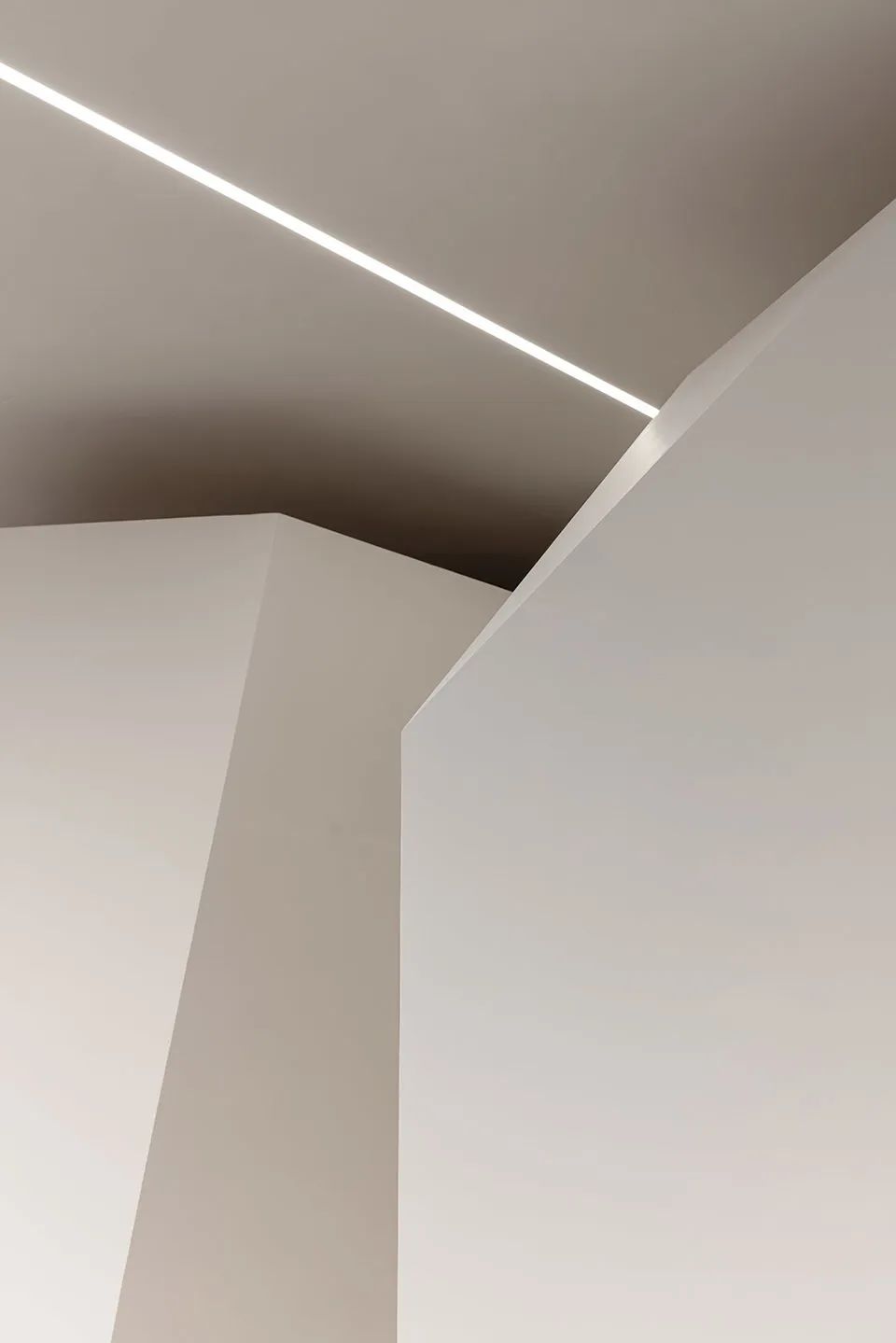 逛本土买手店，怎么跟开盲盒似的？