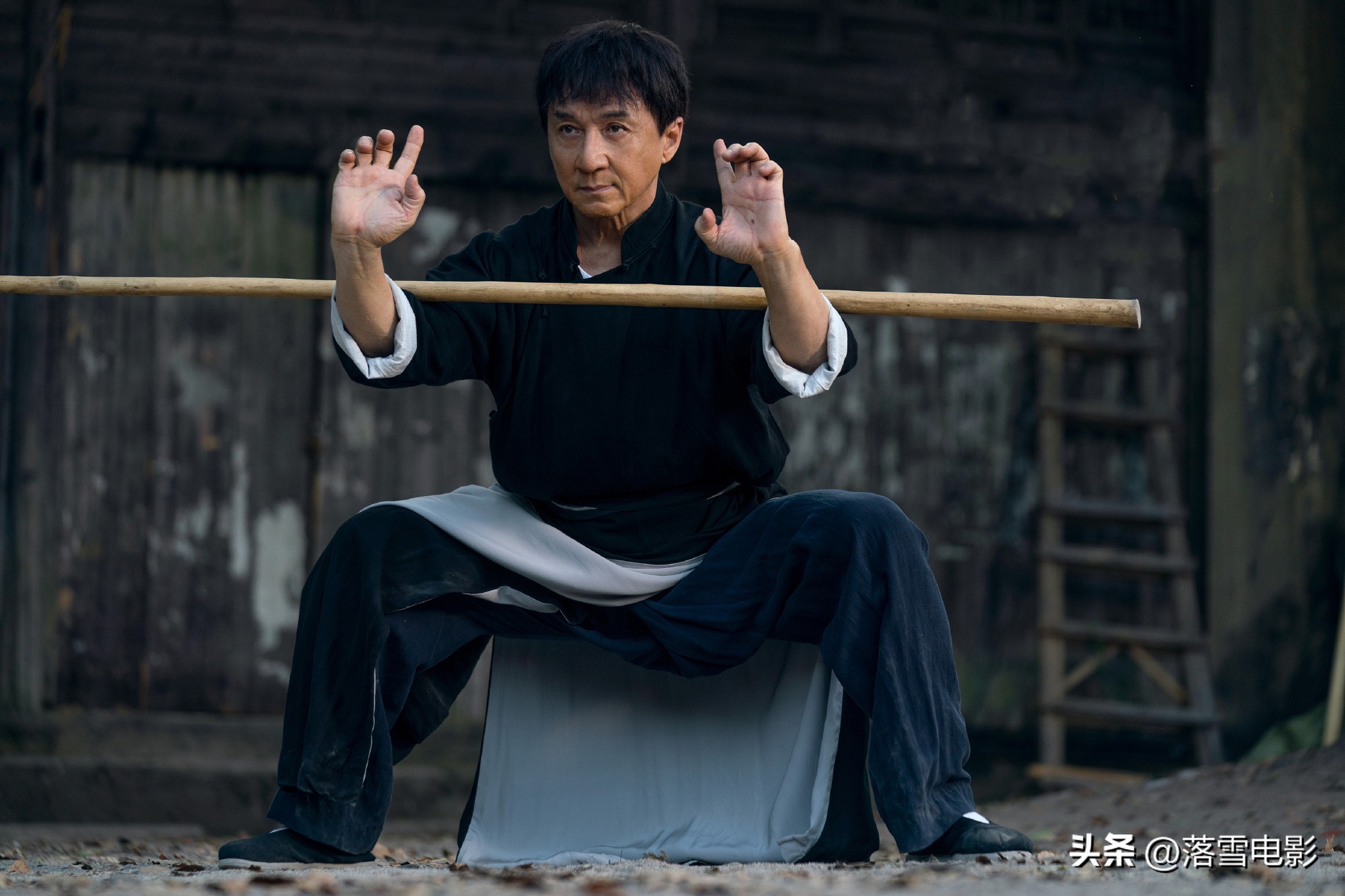 成龙拍龙马精神是想表达什么,成龙财力