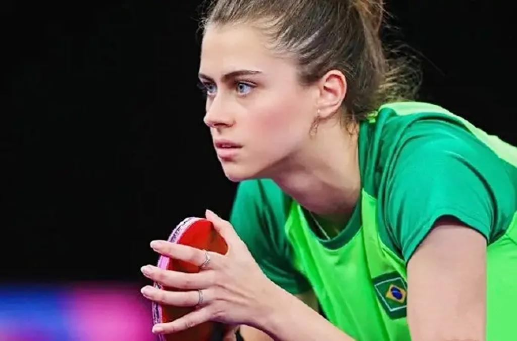 疯狂3比0横扫出局,疯狂对攻张本智和