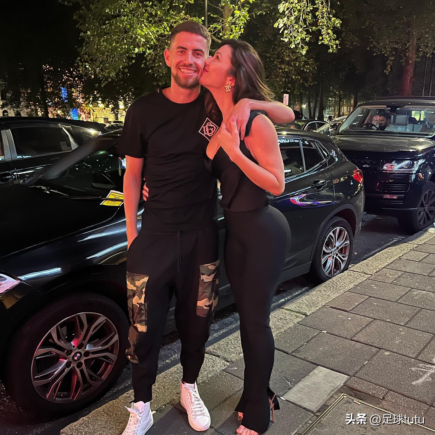 小学生才做选择下一句,小孩才做选择成年人全都要