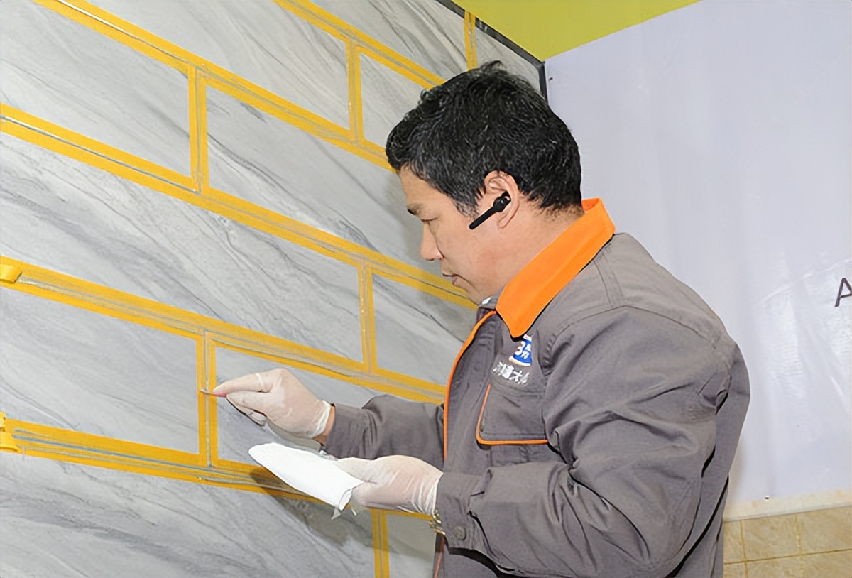 铺好瓷砖到底应该不应该美缝,铺瓷砖到底需要不需要美缝呢