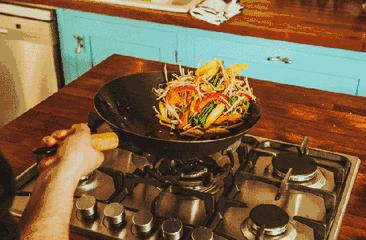 爱仕达不粘锅掉了涂层发黑致癌吗,不粘锅有毒吗会不会掉色