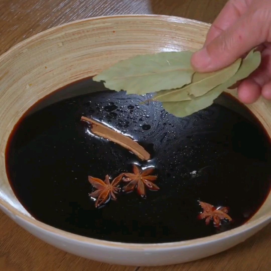 做猪肉酱肉的方法,酱焖肉怎么做好吃不油腻的