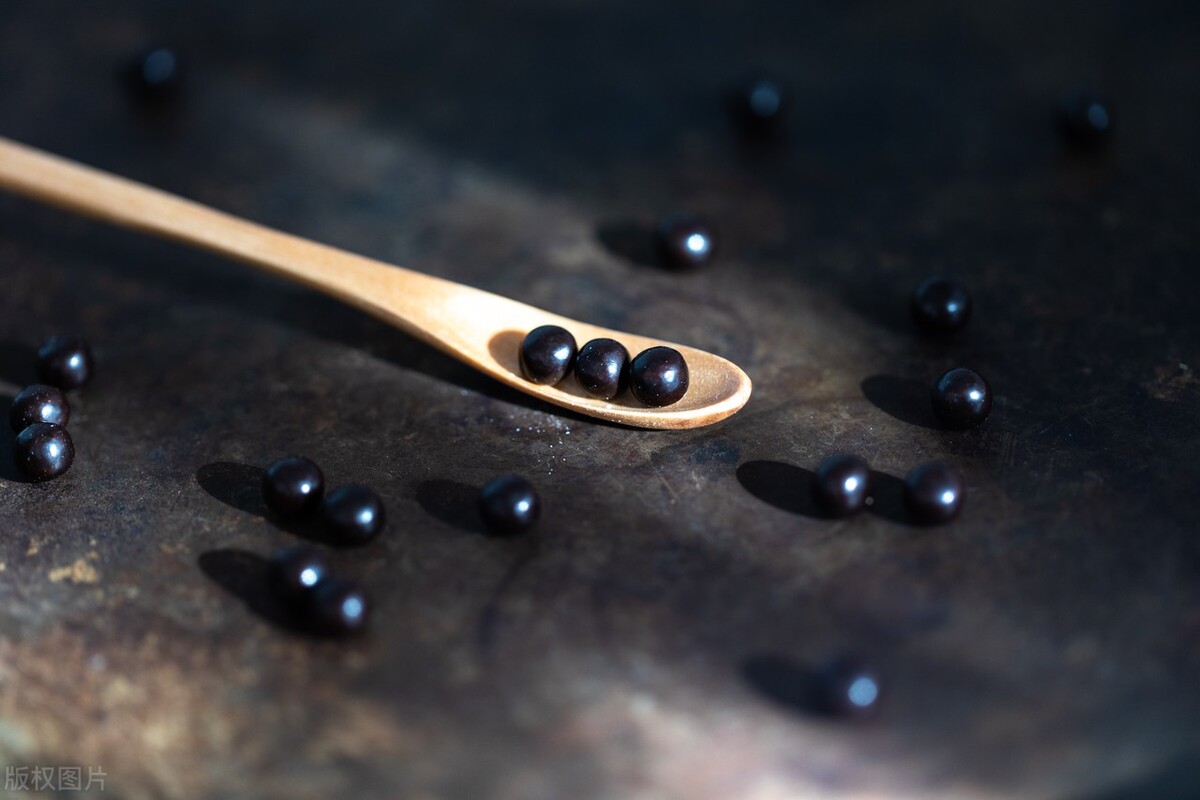 银杏胶囊与银杏酮酯有什么区别,银杏胶囊和银杏提取物哪个好