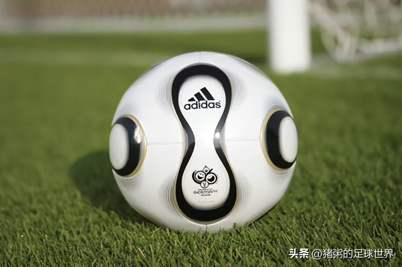 2022世界杯指定用球,21世纪世界杯历届捧杯时刻
