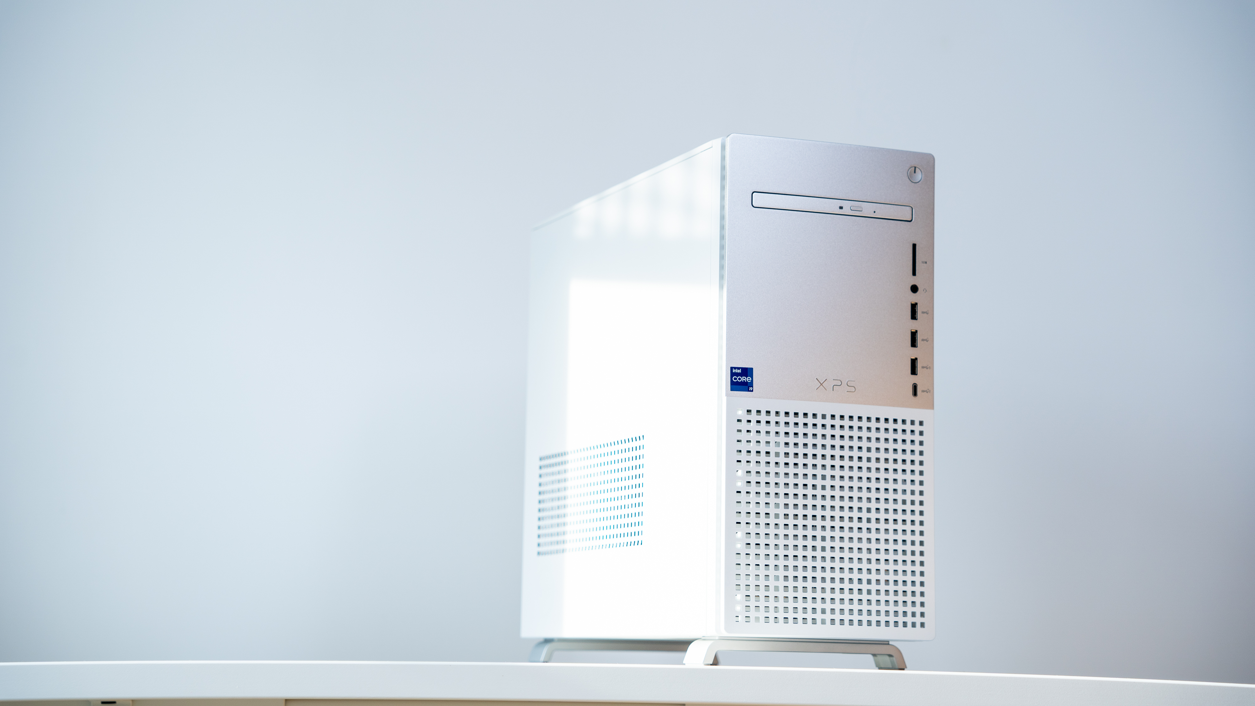 以后期设计师的角度看DELLXPS8950到底怎么样？