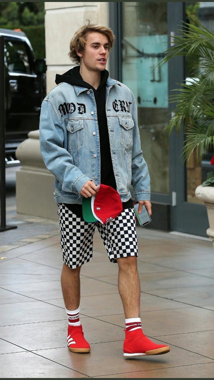 贾斯汀比伯黑色牛仔夹克,贾斯汀比伯fearofgod牛仔外套