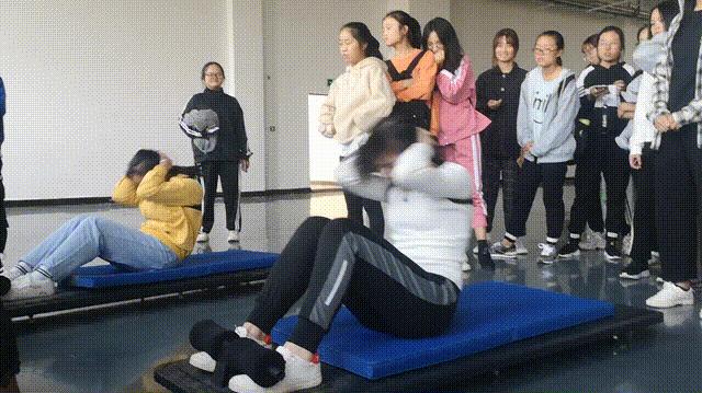 腰椎间盘突出可以练习腹肌吗,腰椎间盘突出如何锻炼腹肌