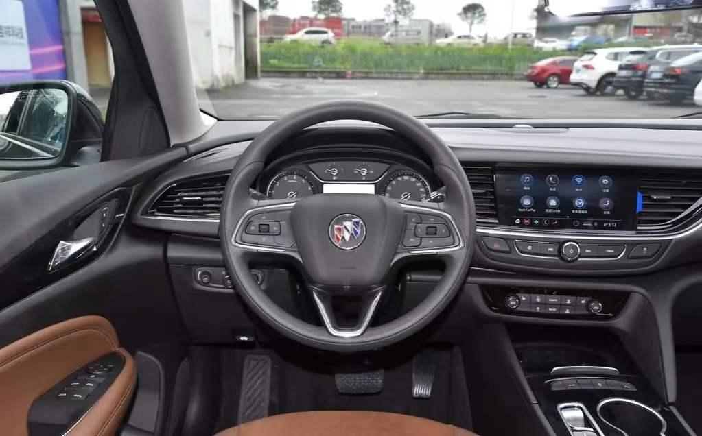 别克君威和英诗派哪个值得买,别克君威为啥这么便宜