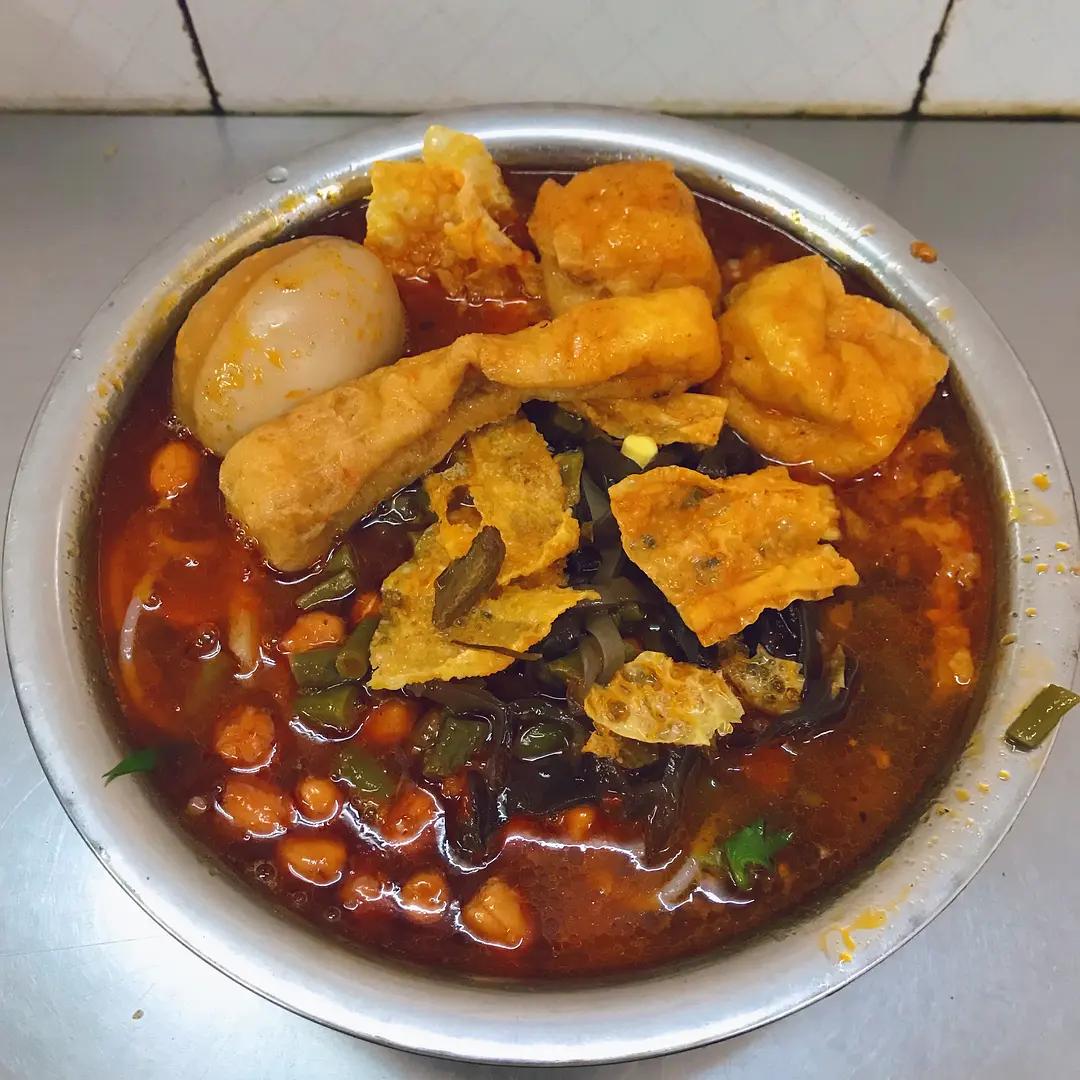 柳州最多配菜的螺蛳粉,柳州好吃又比较清淡的粉