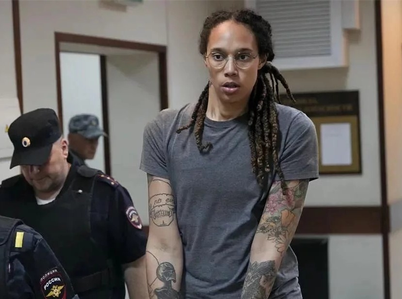 俄方回应俄美换囚尚未达成协议,俄美完成换囚还会坐牢吗