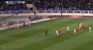 沙特c罗超级滞空头球,c罗戴帽利雅得胜利5-0迎联赛首胜