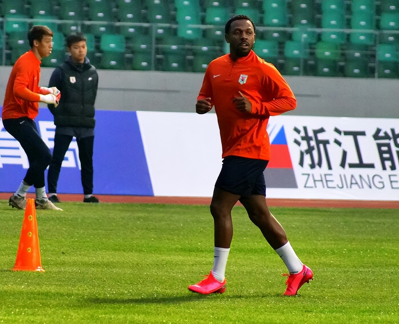 2023泰山队下半年一线队名单,泰山队一线球员名单