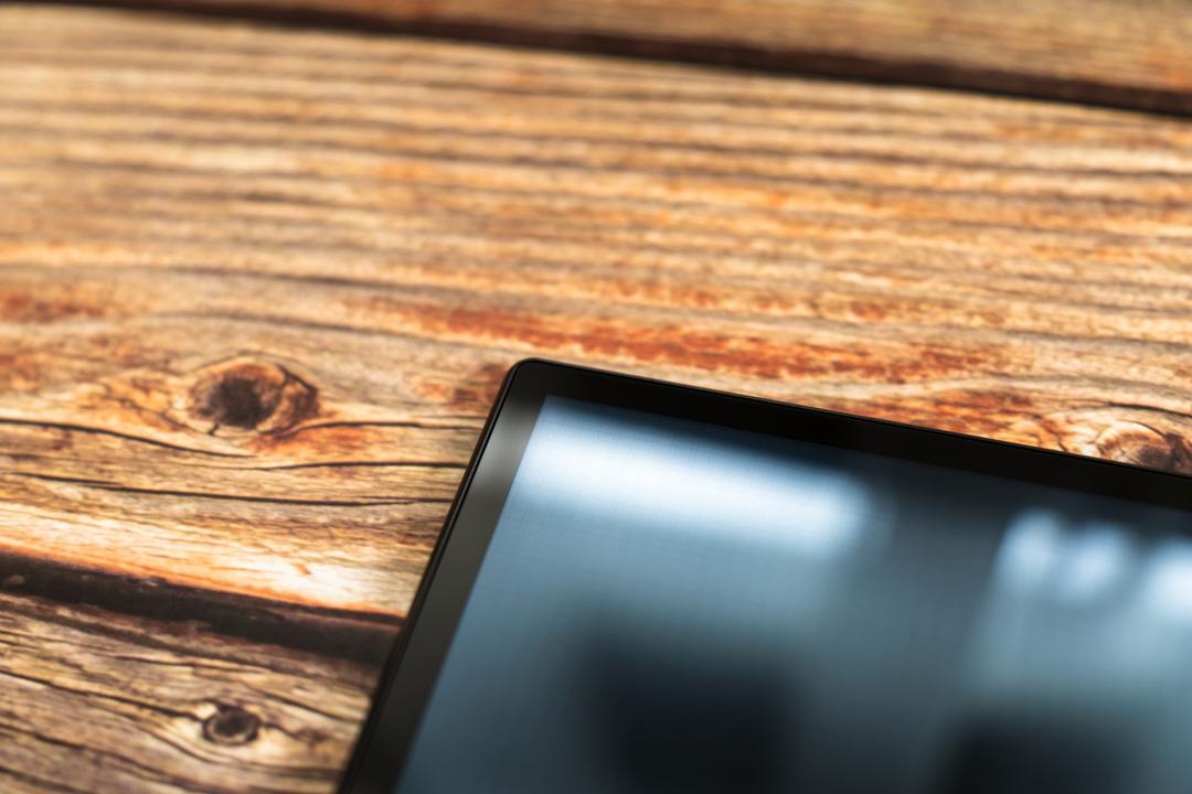 ehomewei便携显示器使用体验,ehomewei便携显示屏oled测评