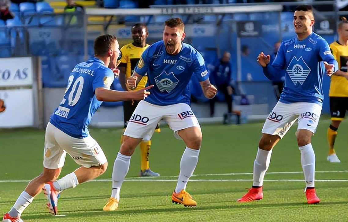 英甲战况谢周三对桑德兰,英甲升级附加赛巴恩斯利vs博尔顿