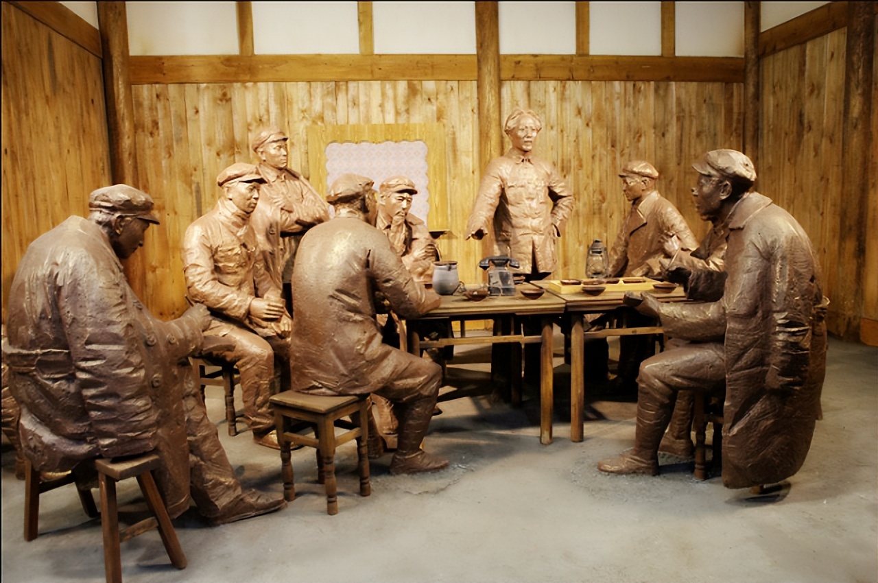 女红军长征与丈夫分离,54年后在北京重逢,对方已是国家大人物