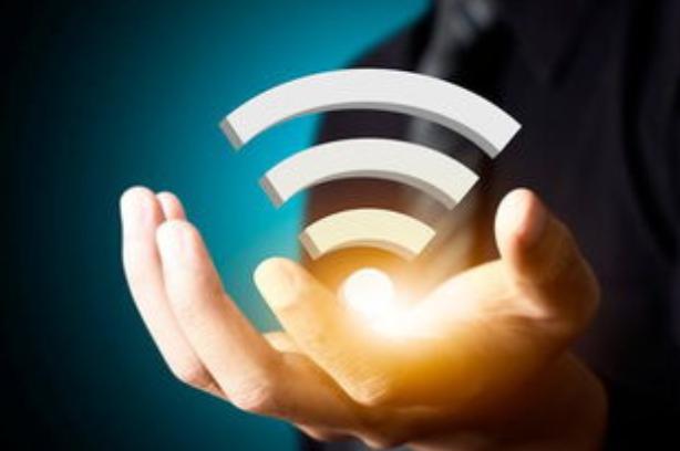 轻薄、便捷、稳定的随身WiFi，华为随行WiFi3让你办公更自由