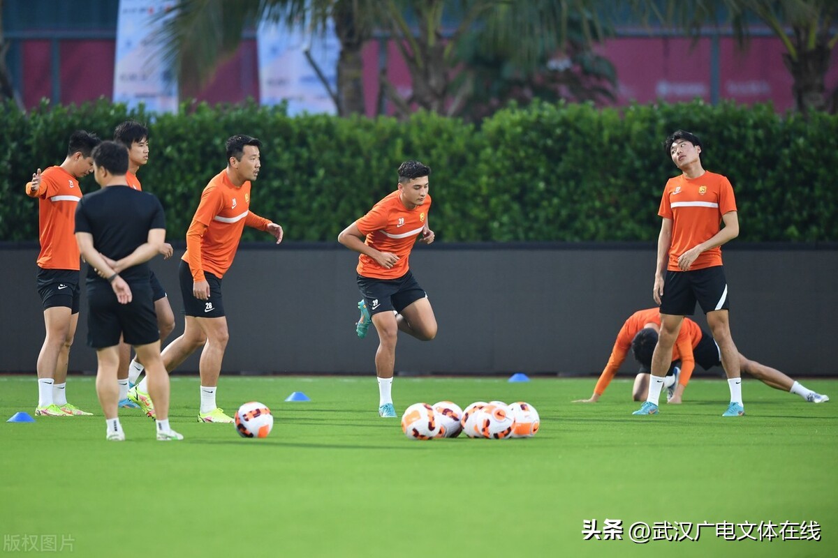 李金羽精彩进球,李金羽攻进联赛第100球