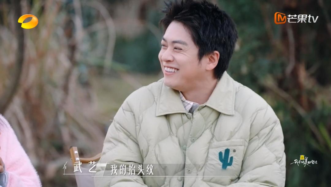 33岁过气顶流“蠢”上热搜，网友却笑疯了：他不火天理难容！