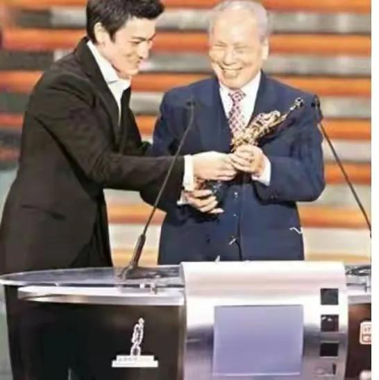 香港13位称叔的老演员,香港明星邵逸夫