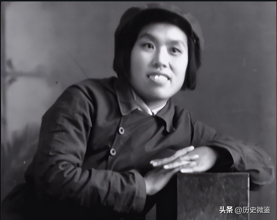 59年*振华苏**被迫离婚带6个娃,毛主席看不下去了:再找个合适的