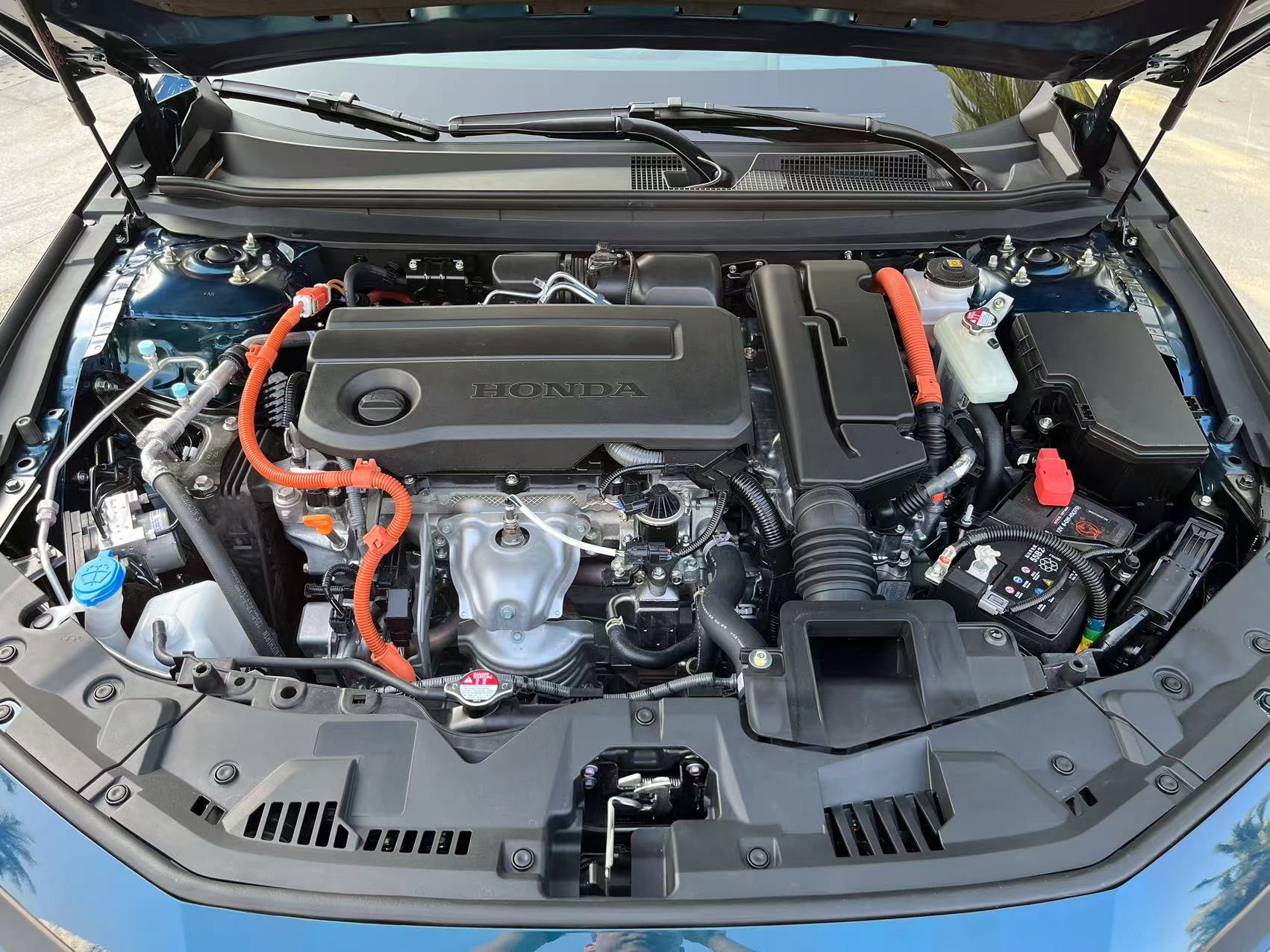 混动雅阁运动模式,2023款顶配雅阁运动模式