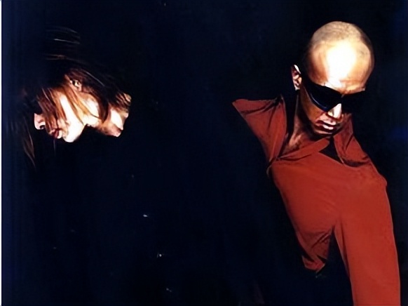 依宝诺经典传承系列腕表,中年男人戴什么智能手表