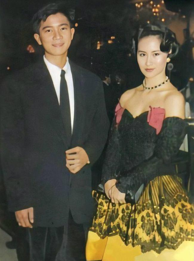 何超琼豪门婚姻,何超琼朋友圈